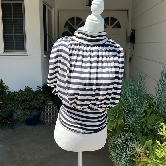Maeve by Anthropologie Top - Picture 12 of 14